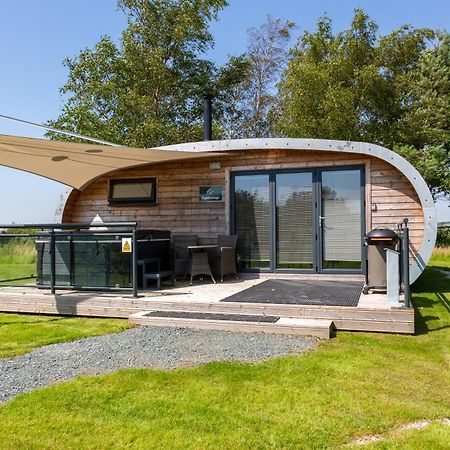 Appartamento Ingleborough Luxury Pod With Hot Tub At Fell View Park Kirkby Lonsdale Esterno foto