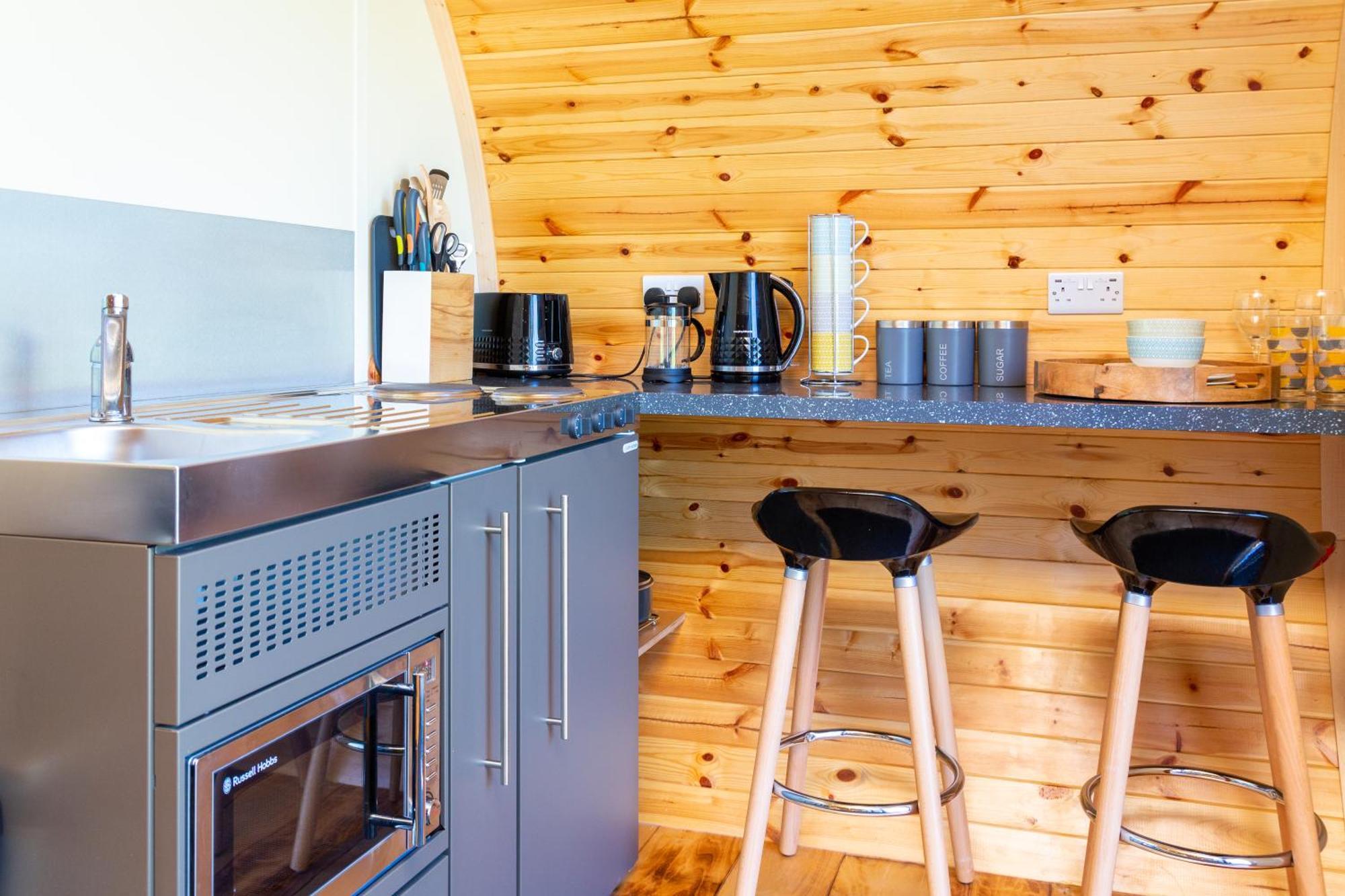 Appartamento Ingleborough Luxury Pod With Hot Tub At Fell View Park Kirkby Lonsdale Esterno foto