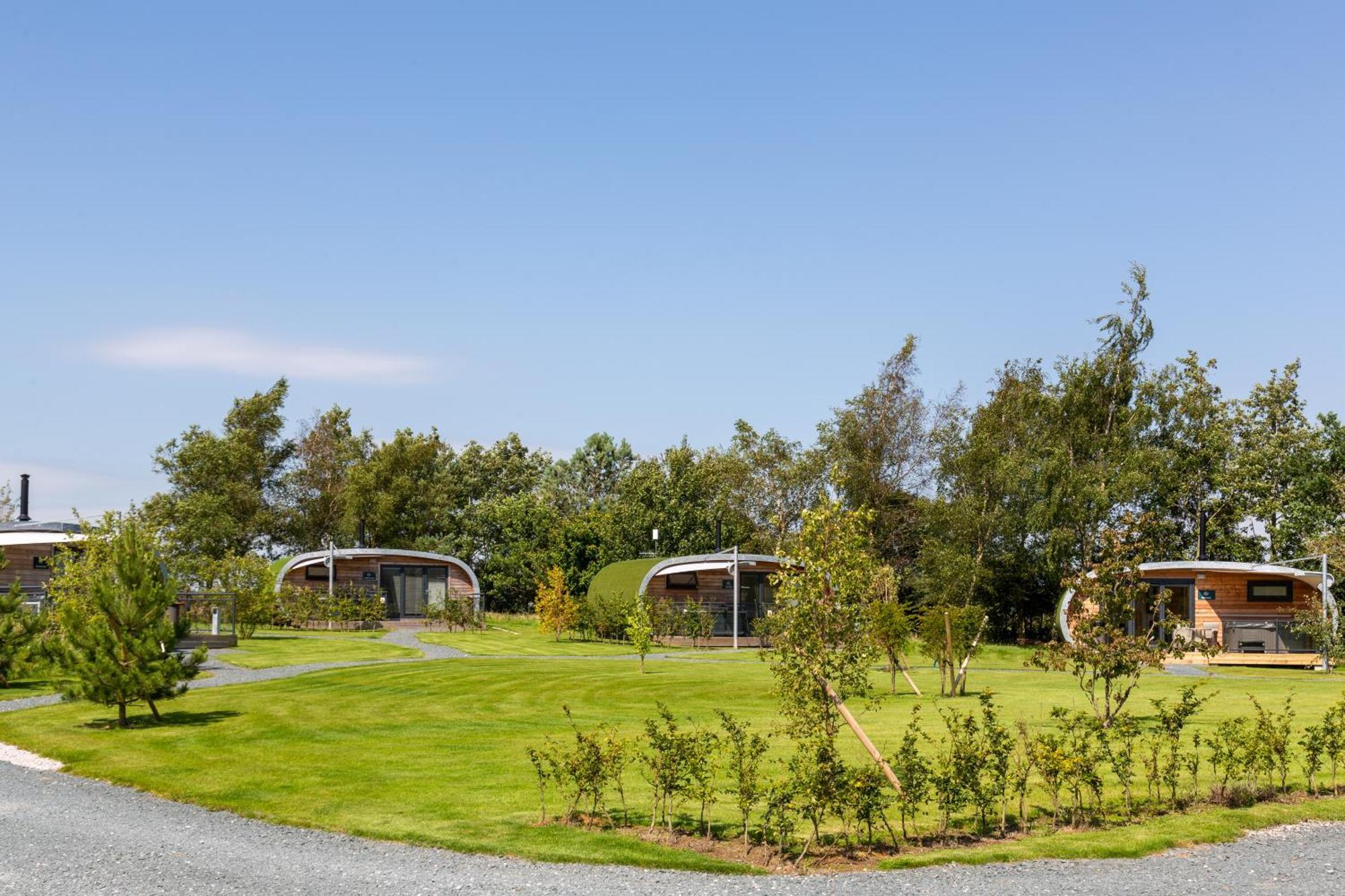 Appartamento Ingleborough Luxury Pod With Hot Tub At Fell View Park Kirkby Lonsdale Esterno foto